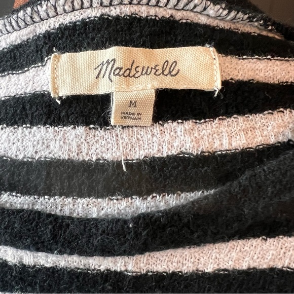 Madewell black and white stripe shirt style #L0852 size medium - Picture 6 of 9
